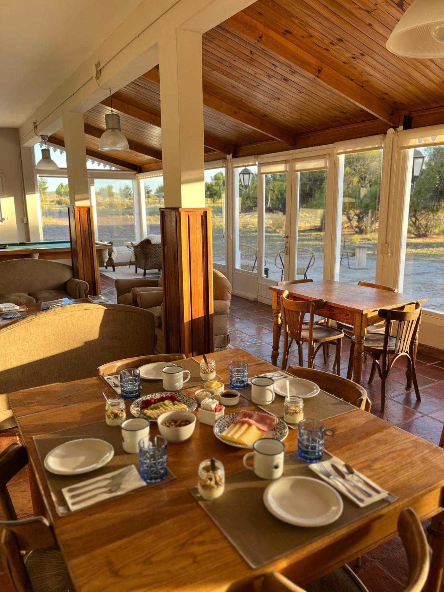 La Elvira Natural Lodge Nature & Wildlife Experience In Peninsula Valdes Punta Delgada Exterior foto